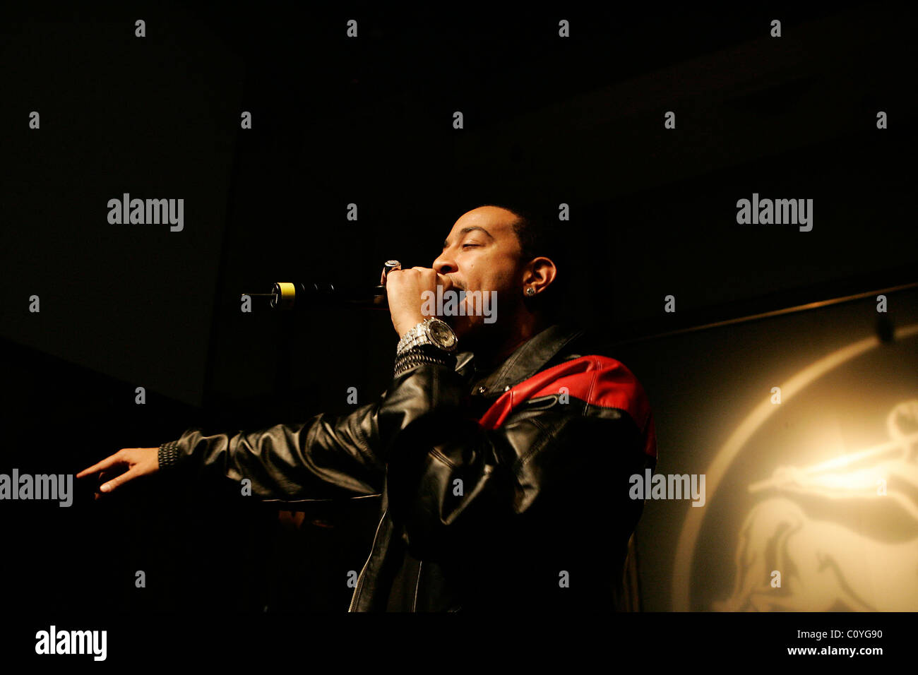 Ludacris Performs at Remy Music Lounge at Strata Nightclub New York City,  USA - 25.11.08 Stock Photo - Alamy