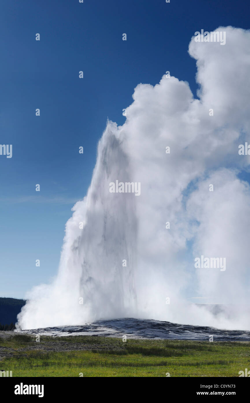 Old Faithful Geyser erupting in Yellowstone National Park, USA Stock ...