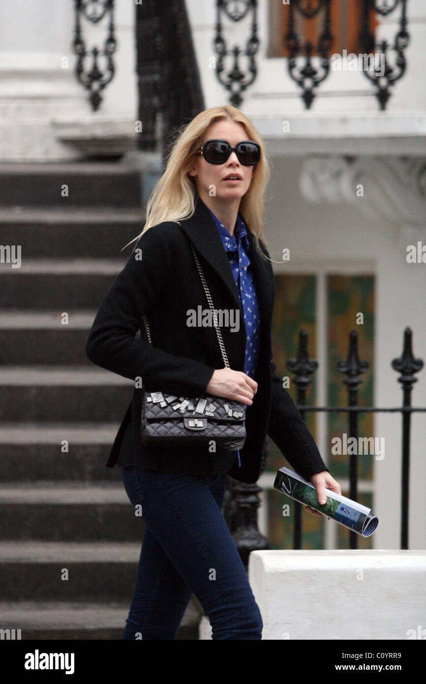 Claudia schiffer chanel bag hi-res stock photography and images - Alamy