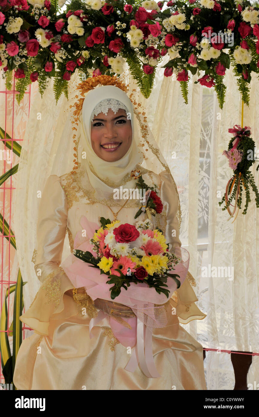 Muslim Bride Stock Photos Muslim Bride Stock Images Alamy