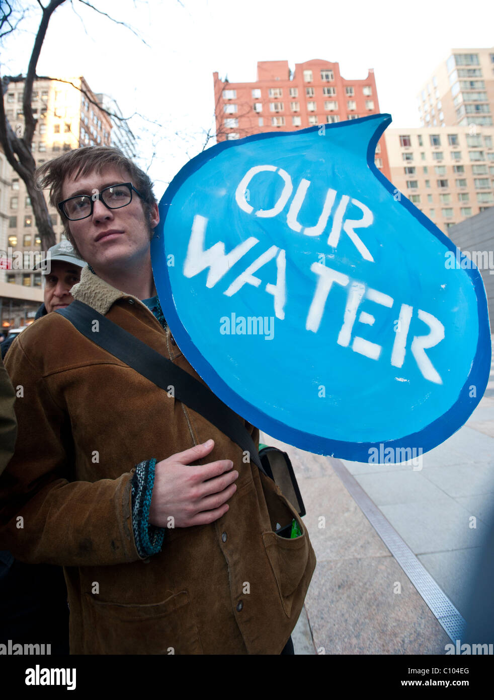 Fracturing hi-res stock photography and images - Alamy