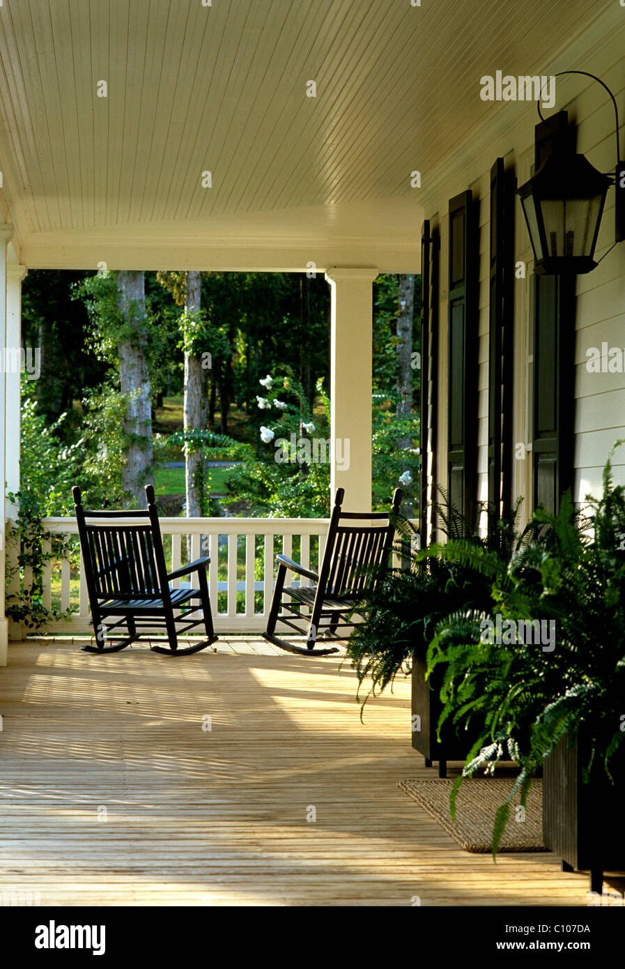 Veranda Rocking Chairs Stock Photos & Veranda Rocking Chairs Stock