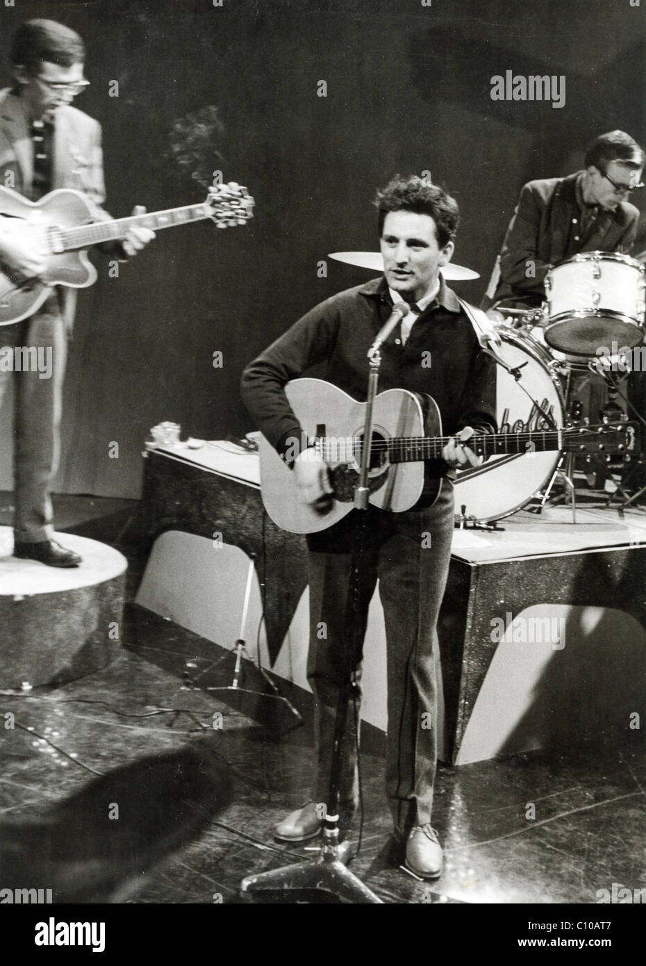 LONNIE DONEGAN (1931-2002) UK skiffle musician about 1962. Photo: Tony bGale Stock Photo