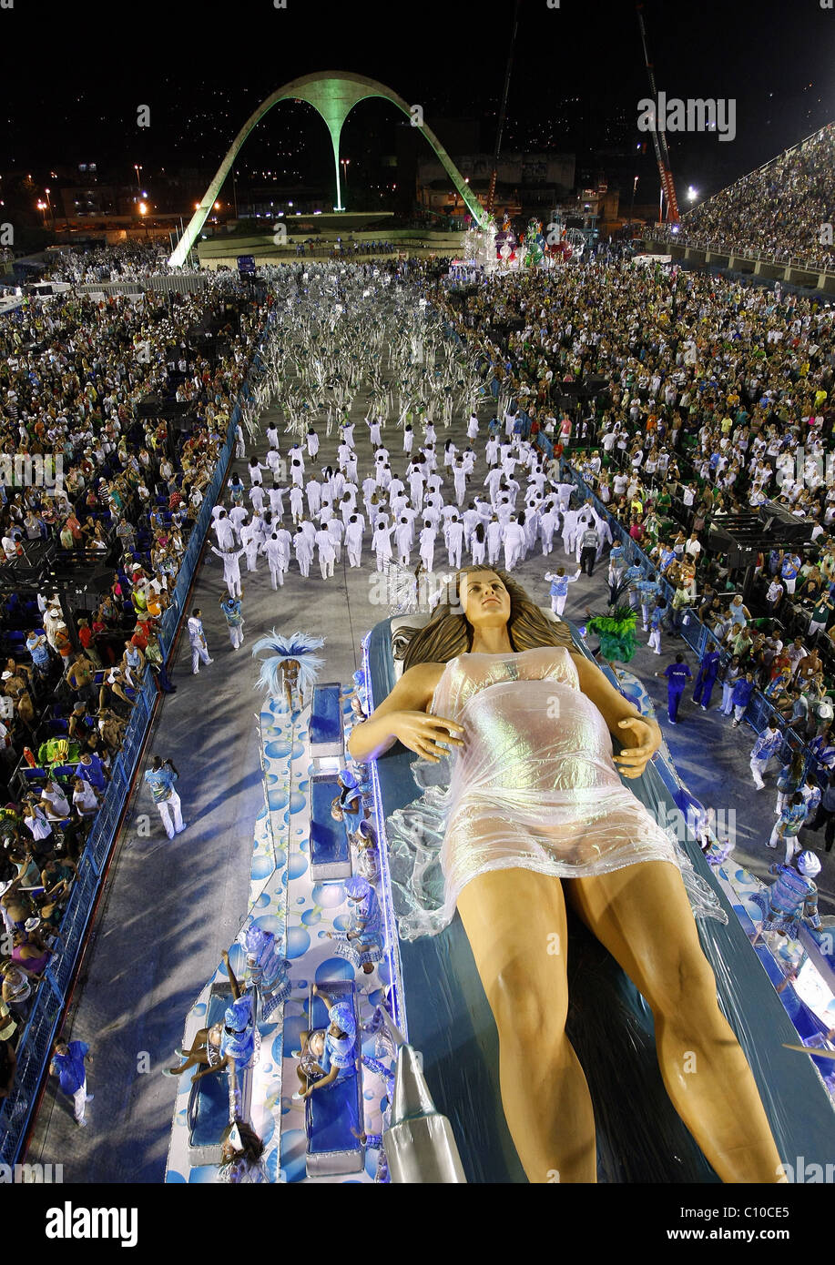 Samba School Portela on the parade at Sambódromo on the start of the ...
