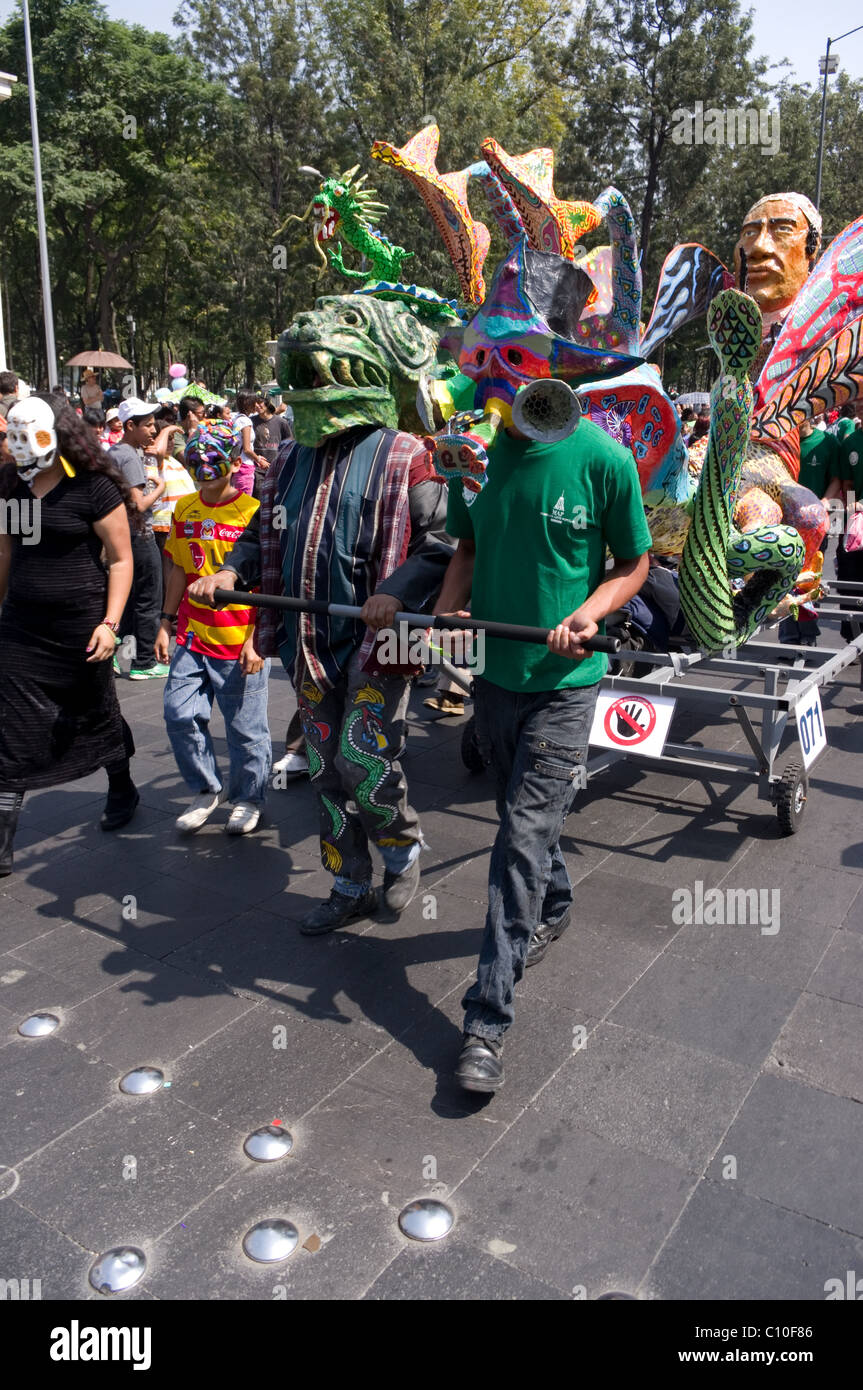 Monumental alebrije parade inspired in Mexican historical figures on
