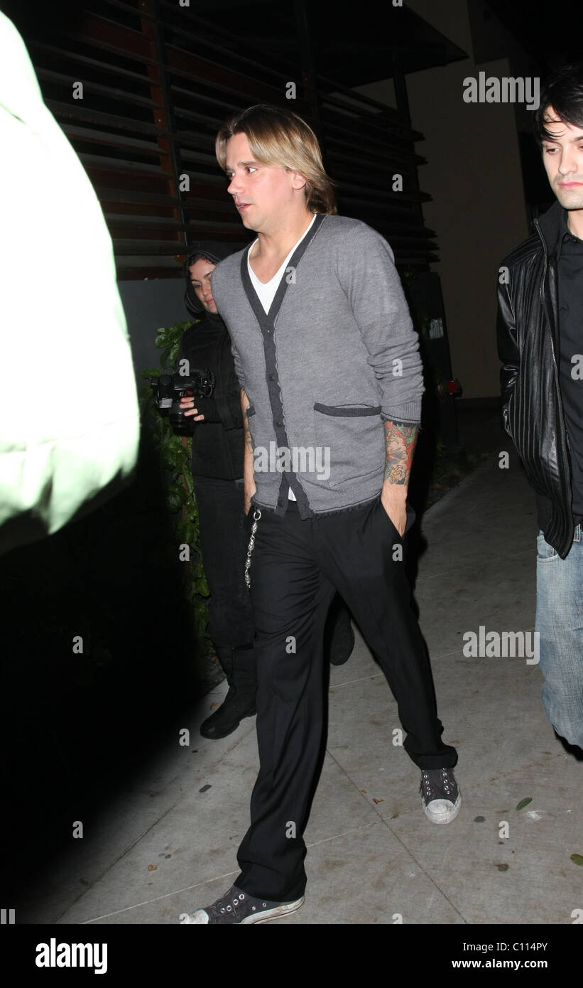 Sean Stewart leaving Guy’s nightclub Los Angeles, California - 11.02.09