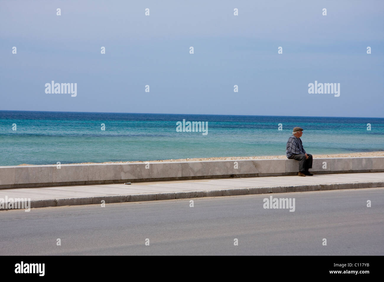 The old man and the sea hi-res stock photography and images - Alamy