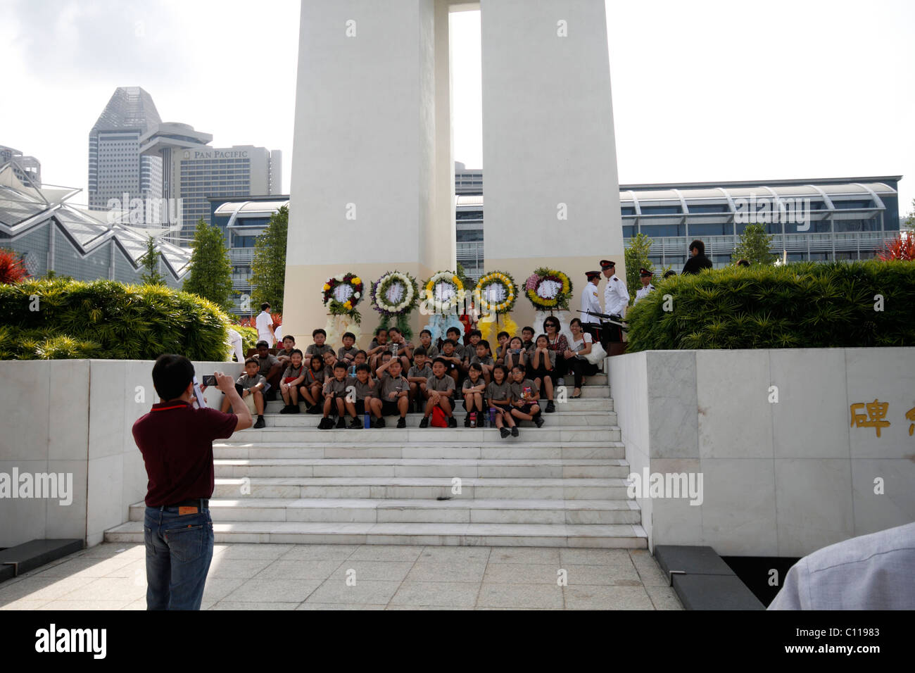 School group at The Memorial to victims of the Japanese Occupation in Singapore Stock Photo