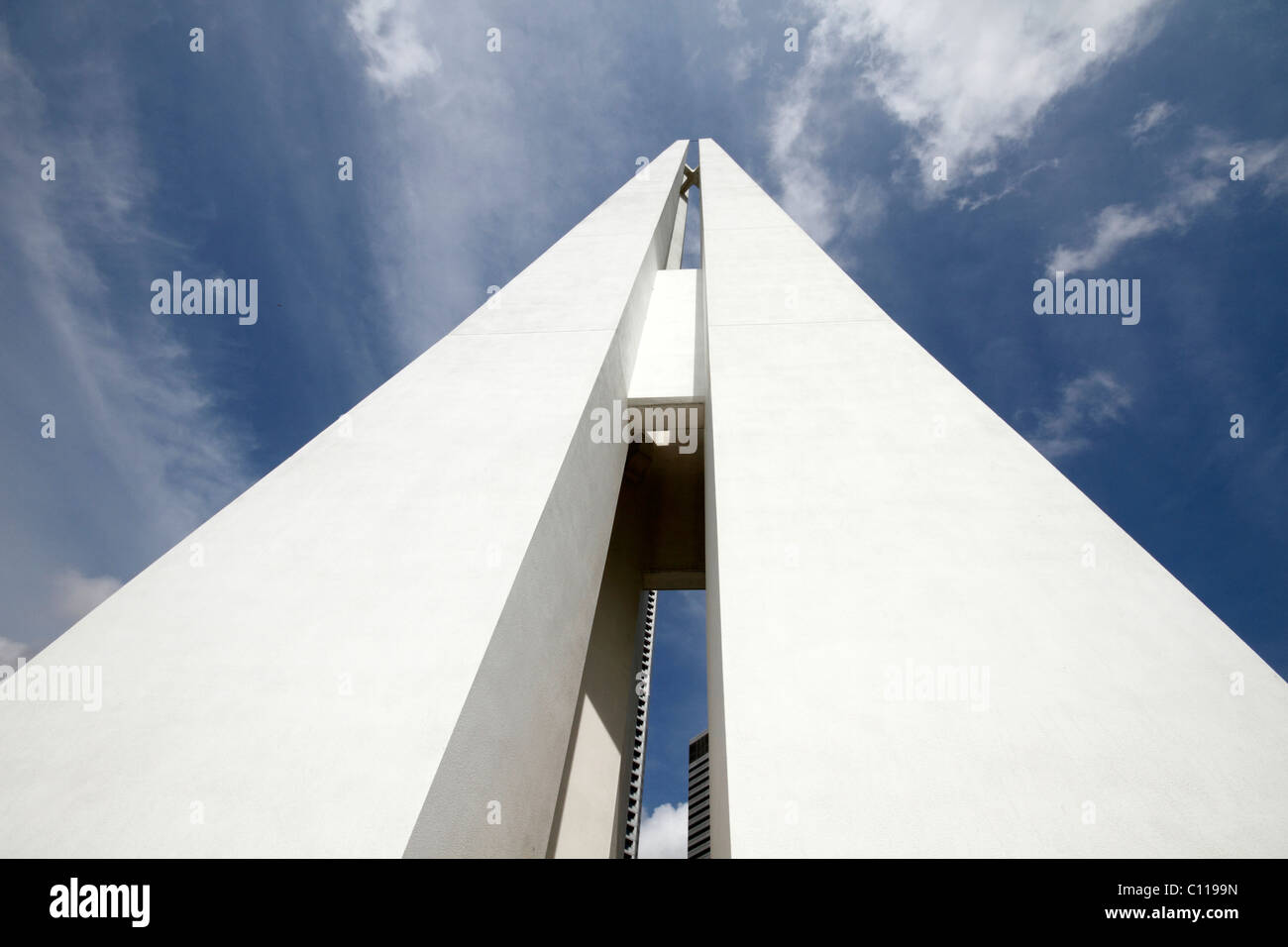 The Memorial to victims of the Japanese Occupation in Singapore from below Stock Photo