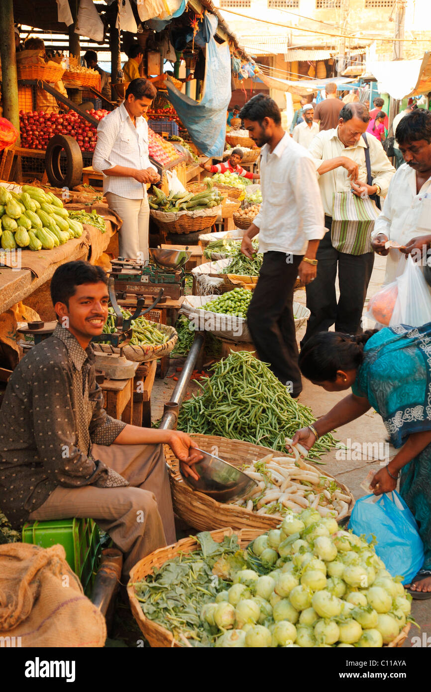 Devaraja Market, Mysore, Karnataka, South India, India, South Asia, Asia Stock Photo