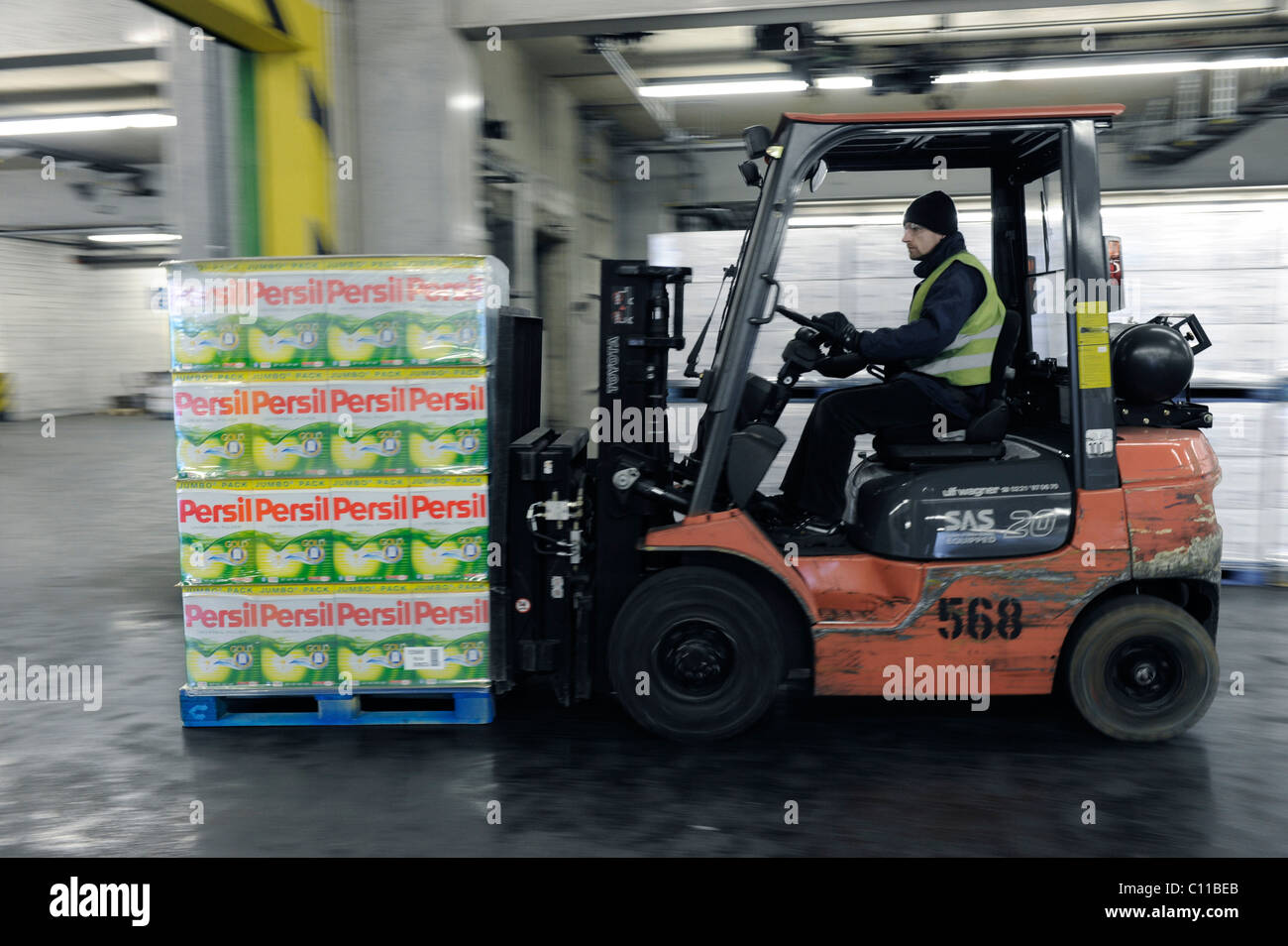 Production of laundry detergent by the Henkel AG & Co. KGaA company