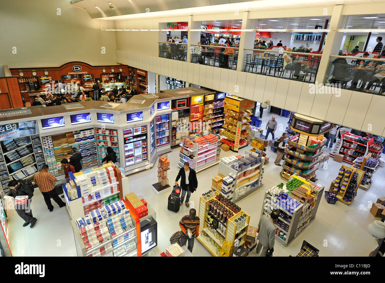 Doha duty free hi-res stock photography and - Alamy
