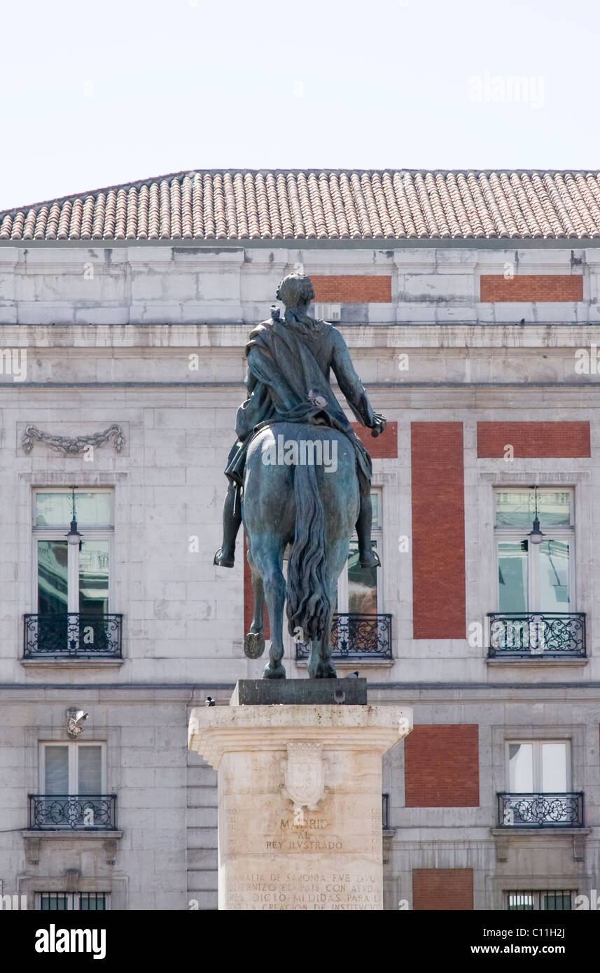 statue in retiro park in madrid spain Stock Photo