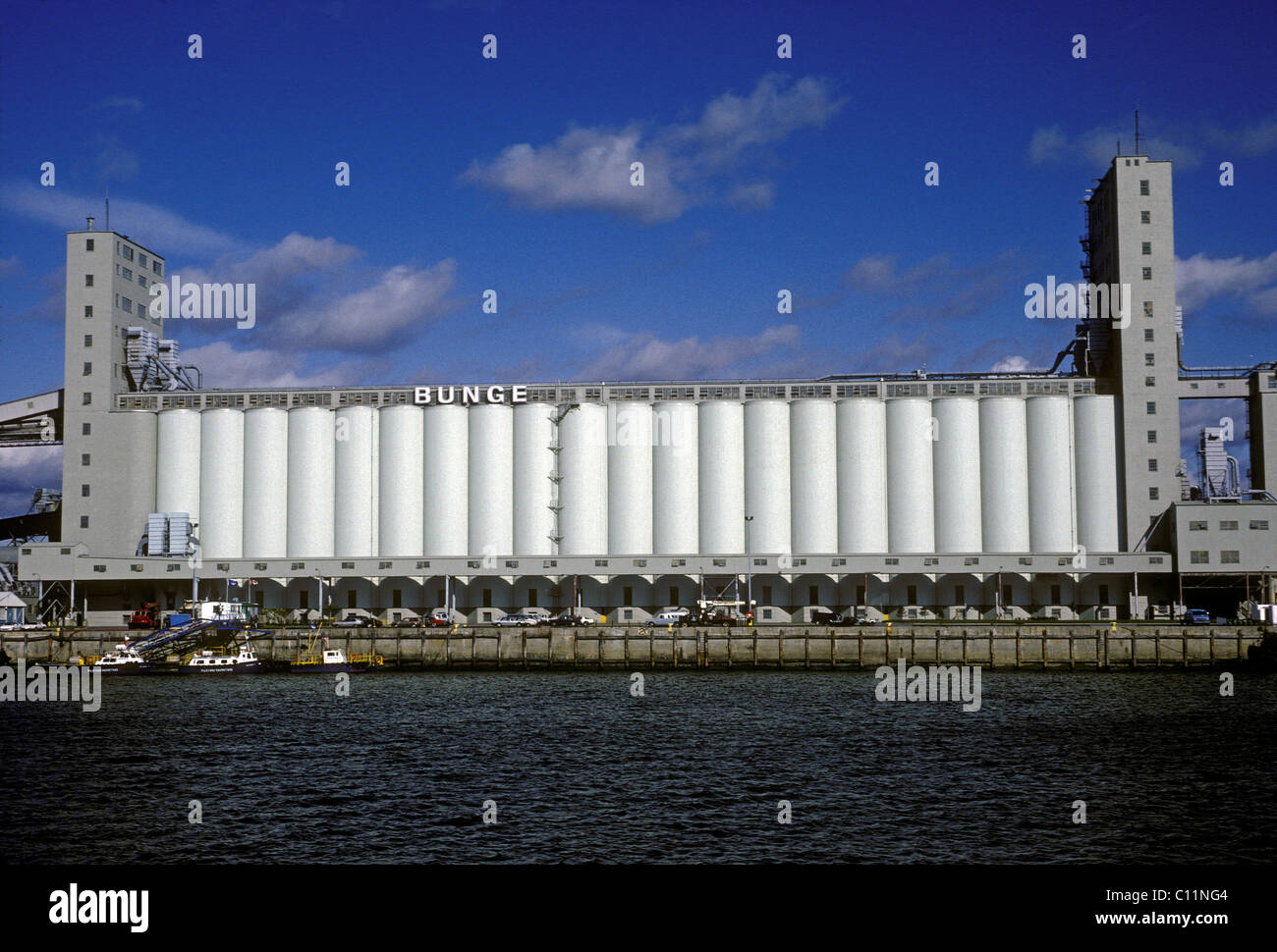 Grain elevator grain elevators port hires stock photography and images Alamy