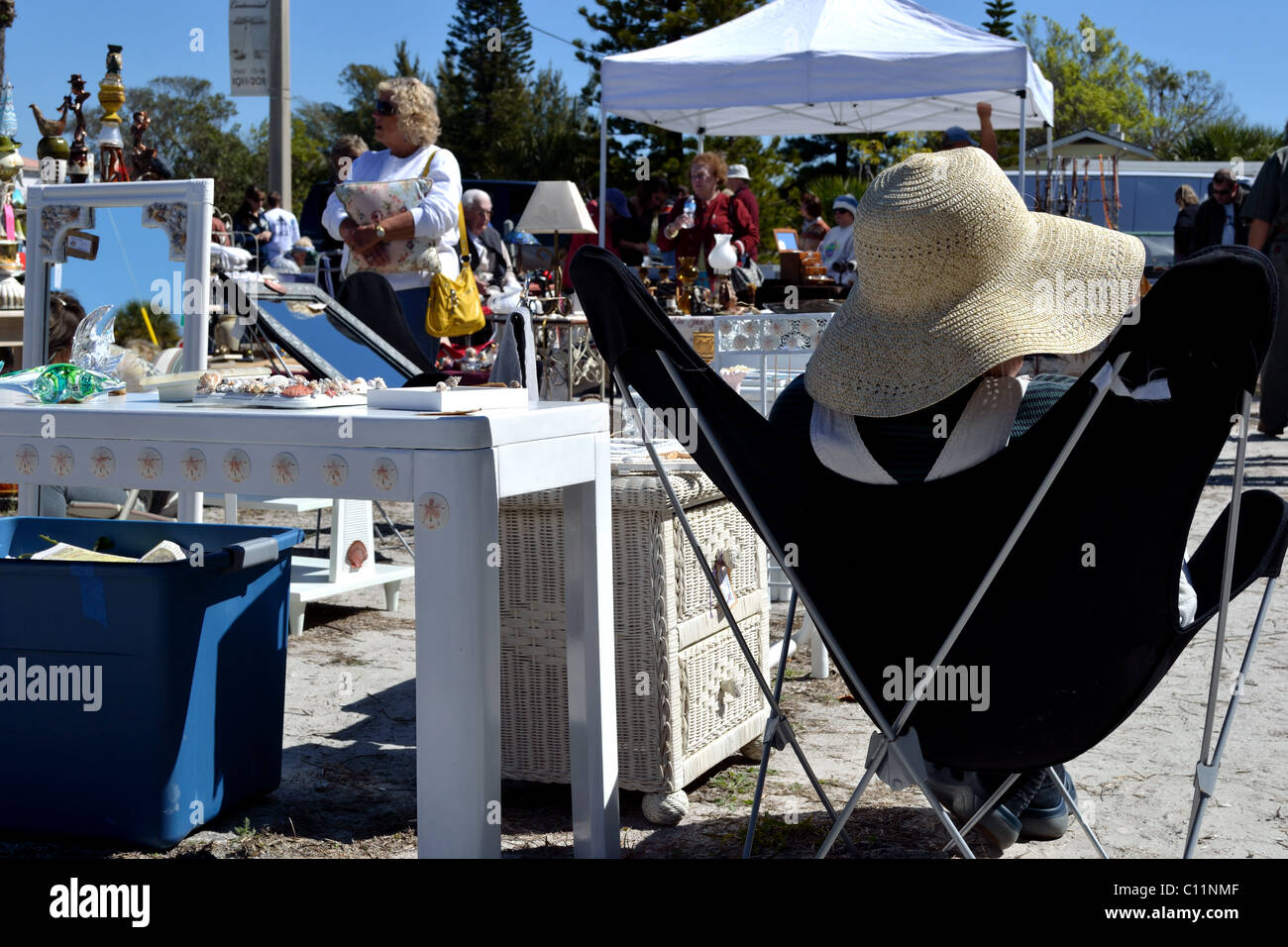 Weekend Flea Market on Anna Maria Island Stock Photo Alamy