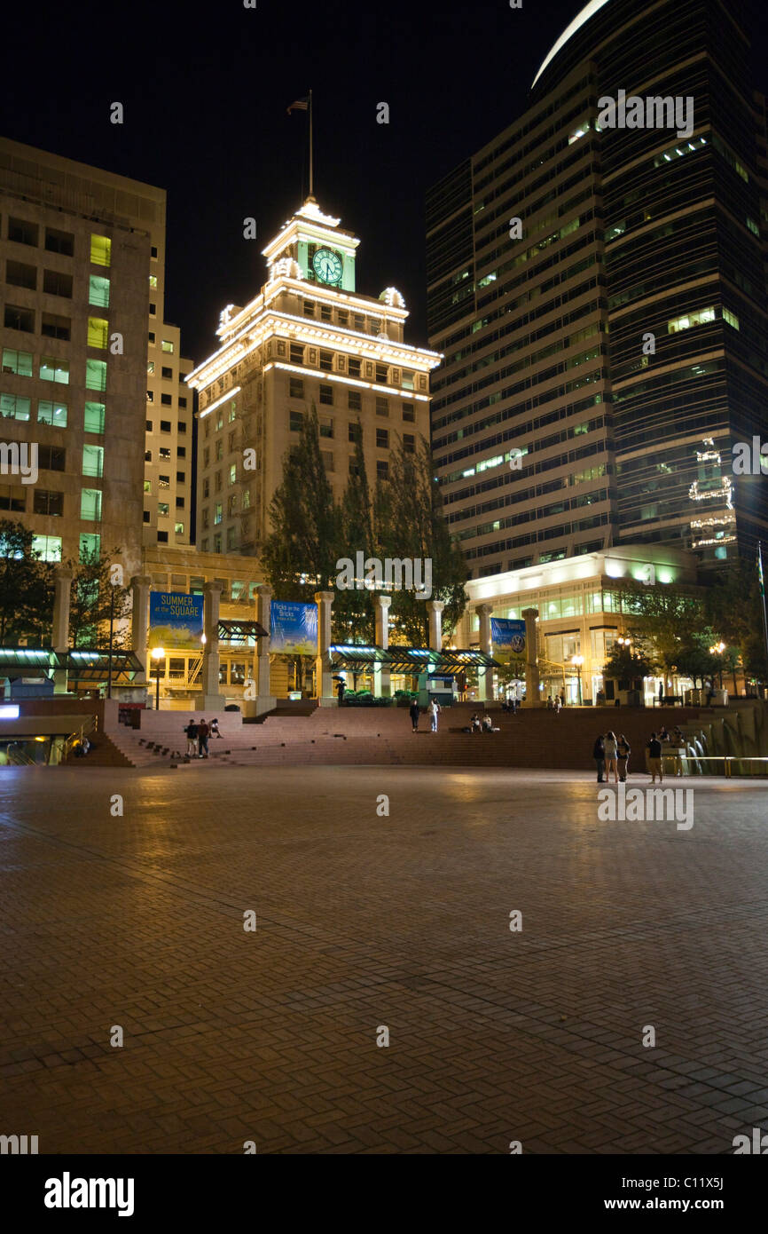 View of the Pioneer Courthouse Square and the Jackson Tower, Portland, Oregon, USA Stock Photo
