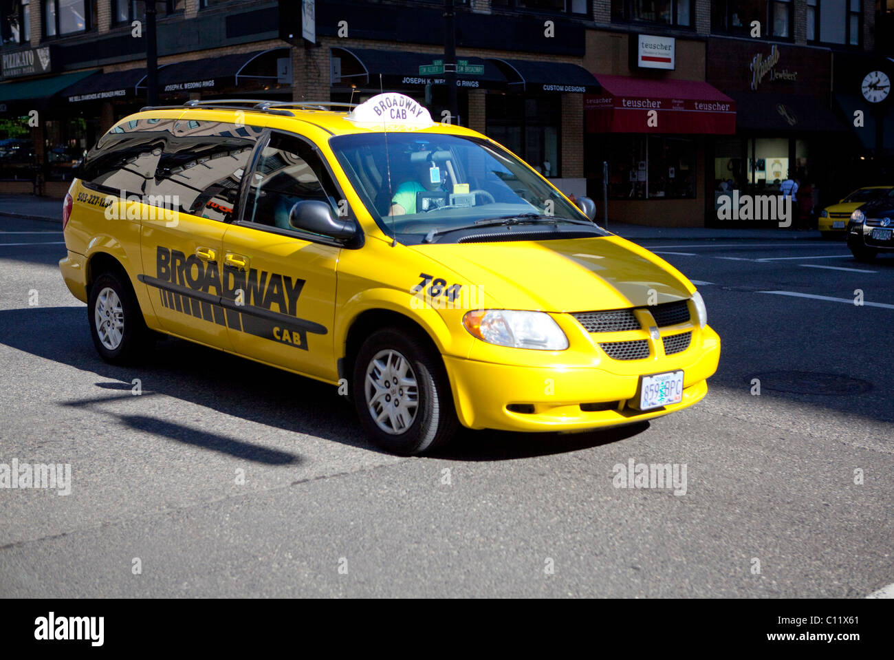 Yellow cab, taxi, Oregon, USA Stock Photo Alamy