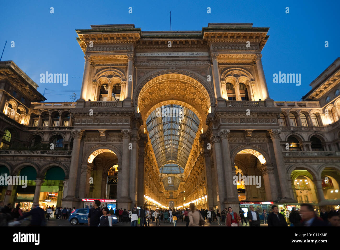 Galleria Vittorio Emanuele II shopping mall, arcade, Milan, Lombardy ...