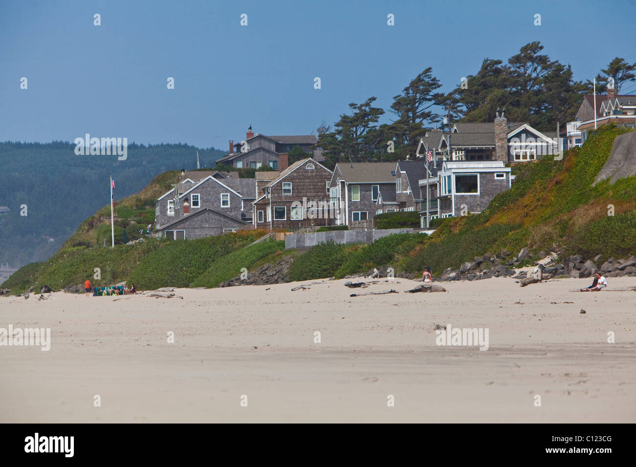 Oregon cannon beach coastlines hires stock photography and images Alamy