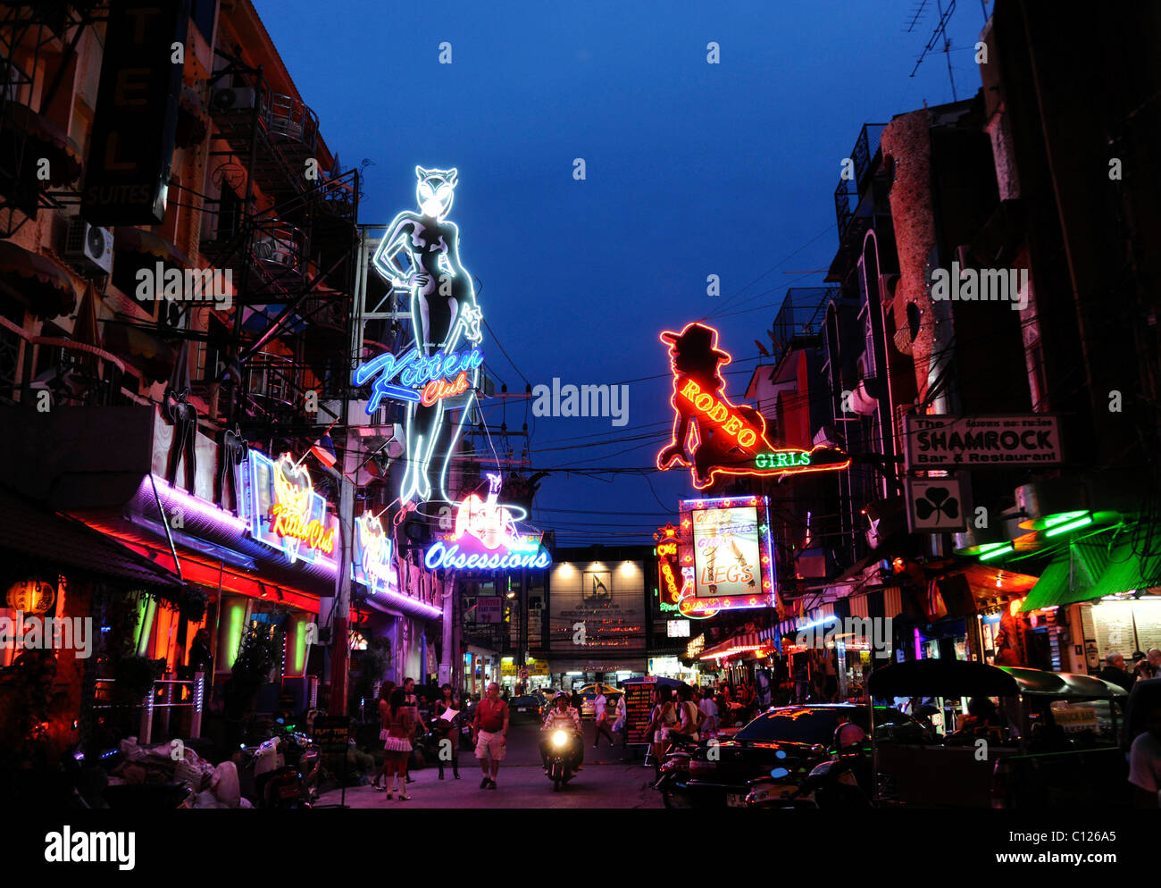 Neon lights Fourth Street Live! at night, a downtown Louisville, Kentucky  complex with restaurants, bars, nightlife, sports and entertainment venues  Stock Photo - Alamy