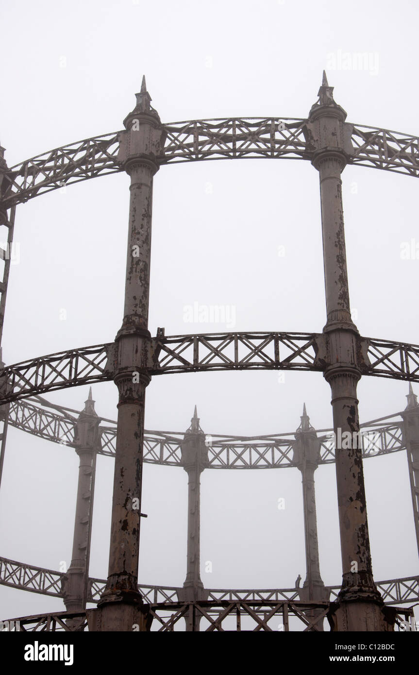 Details of Victorian cast iron gas holder, gasometer Stock Photo - Alamy