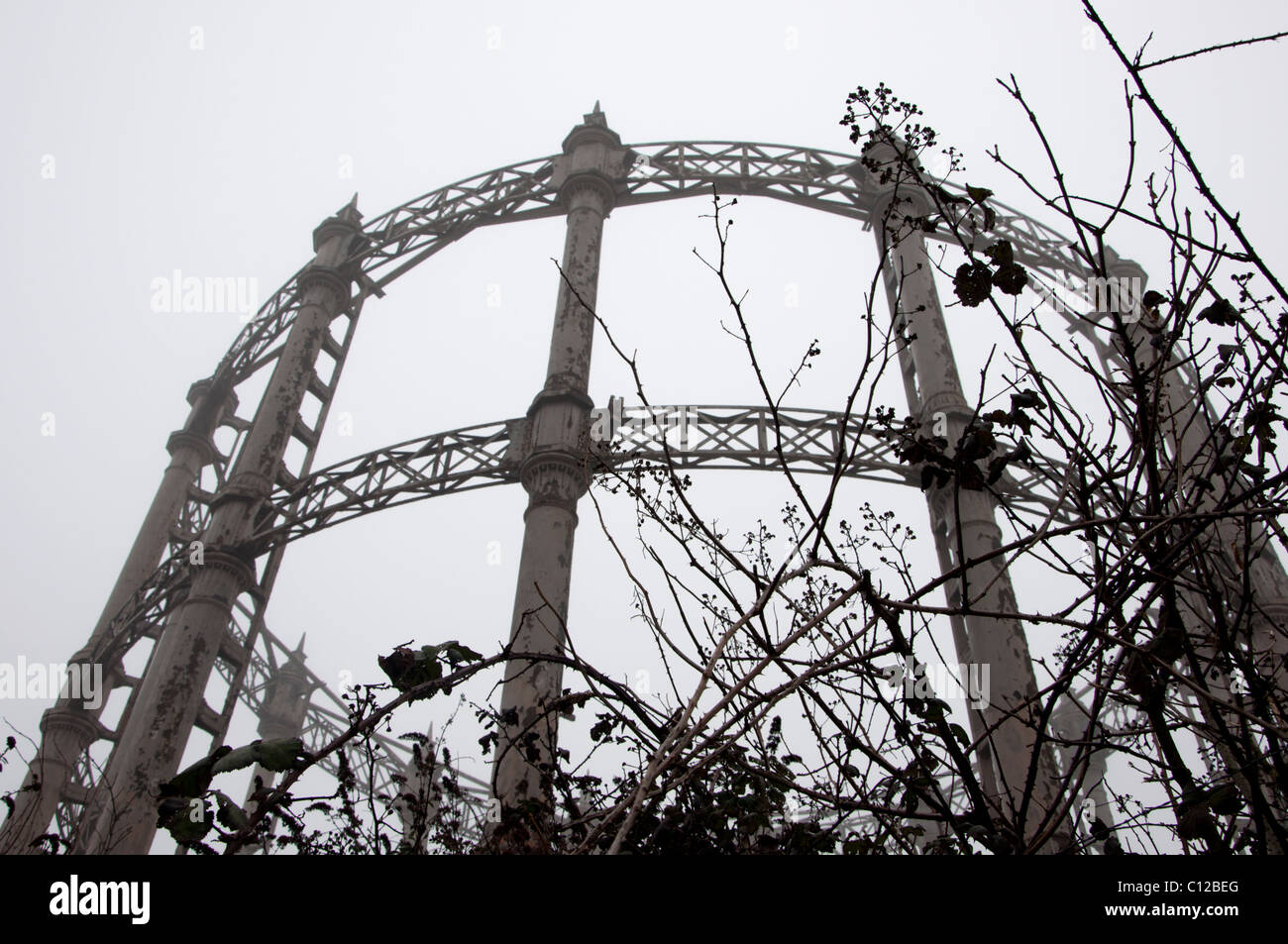 Details of Victorian cast iron gas holder, gasometer Stock Photo - Alamy
