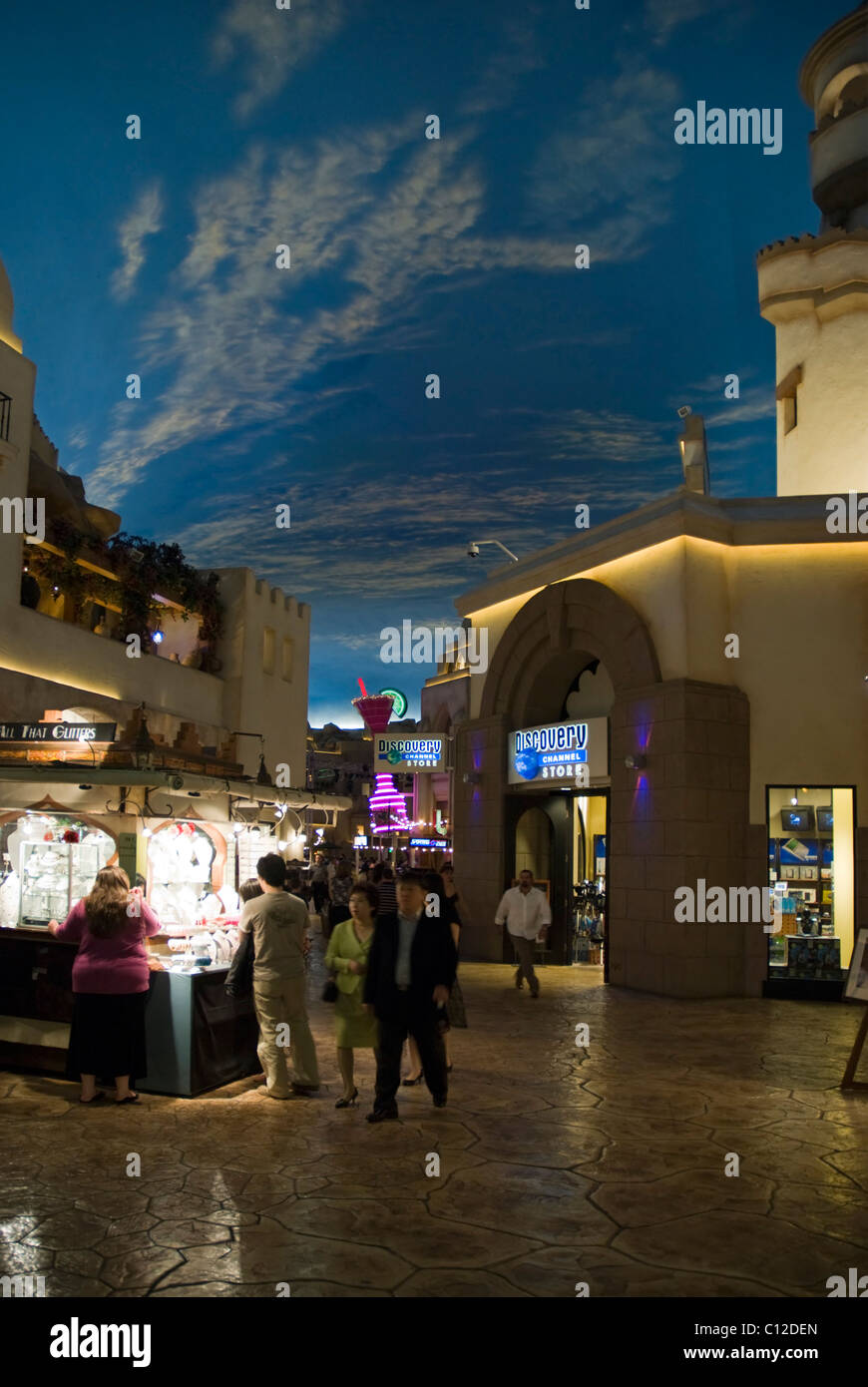 Inside Of Fashion Show Mall Las Vegas Nevada Usa The