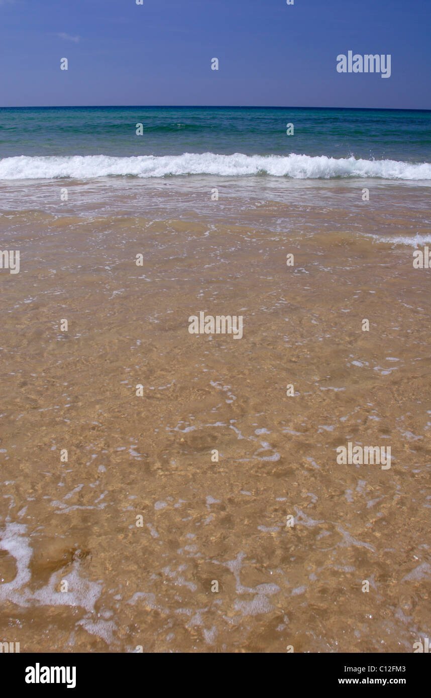 Rolling surf sandy beaches hi-res stock photography and images - Alamy