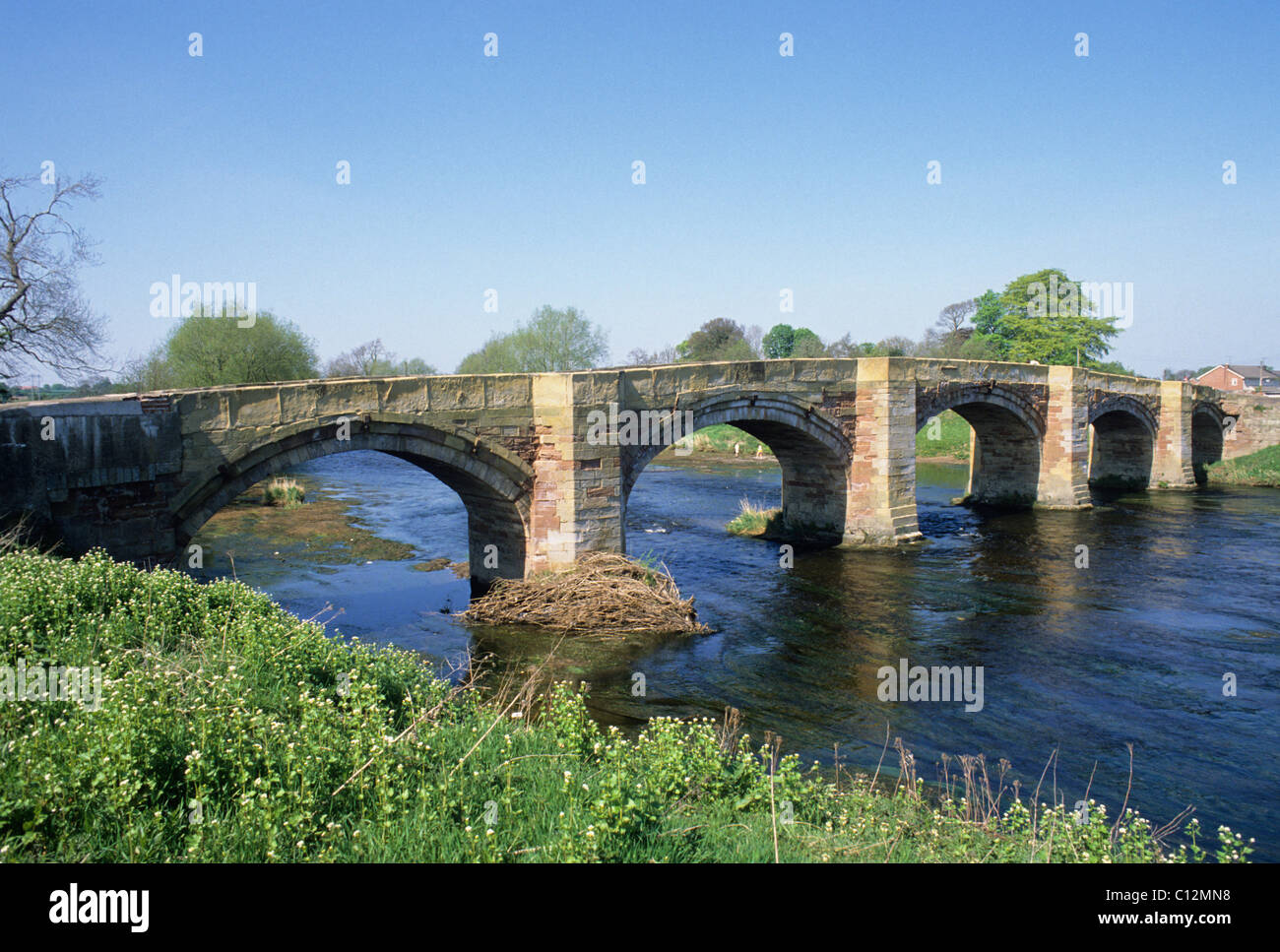 BangorisyCoed, River Dee, Clwyd, Medieval Bridge Wales Welsh Stock Photo 35095572 Alamy