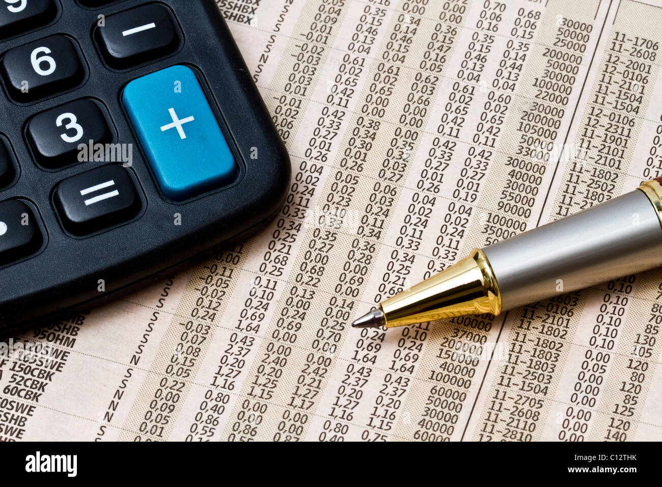 Analyzing the stock market Stock Photo - Alamy