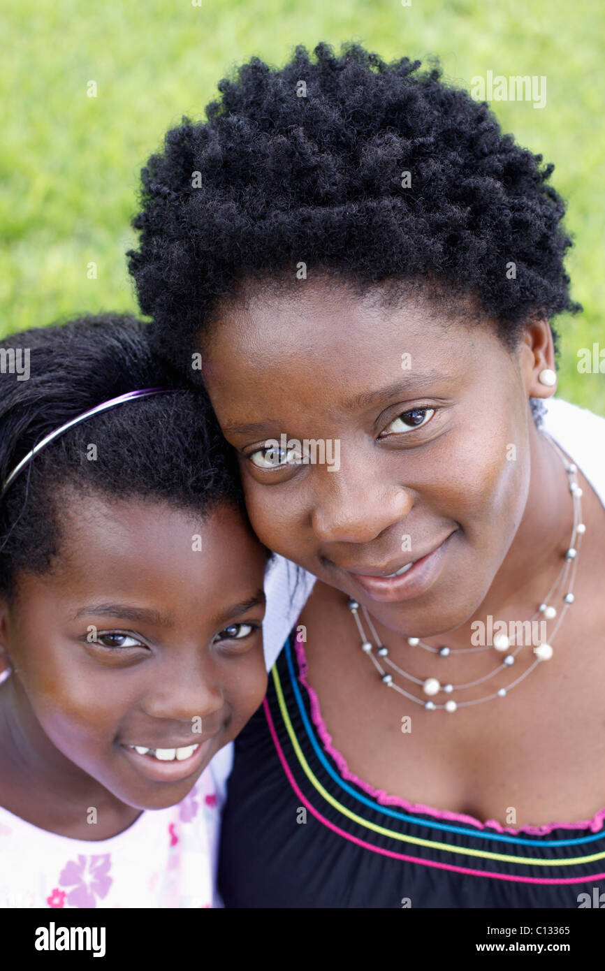 Portrait of mother and daughter, Harare, Zimbabwe Stock Photo