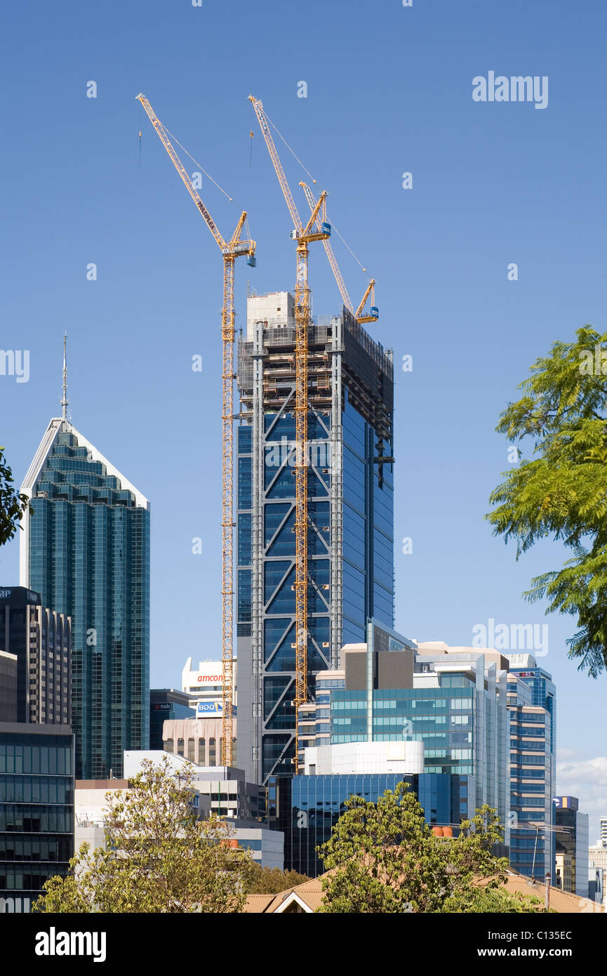 Construction of the new BHP Billiton skyscraper in March 2011, Perth