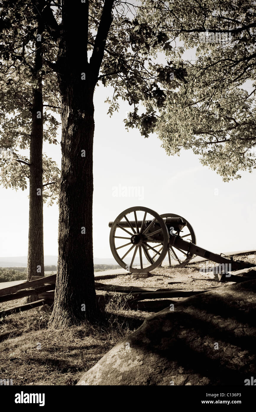 USA, Pennsylvania, Gettysburg, Little Round Top, historical canon from American Civil War Stock Photo