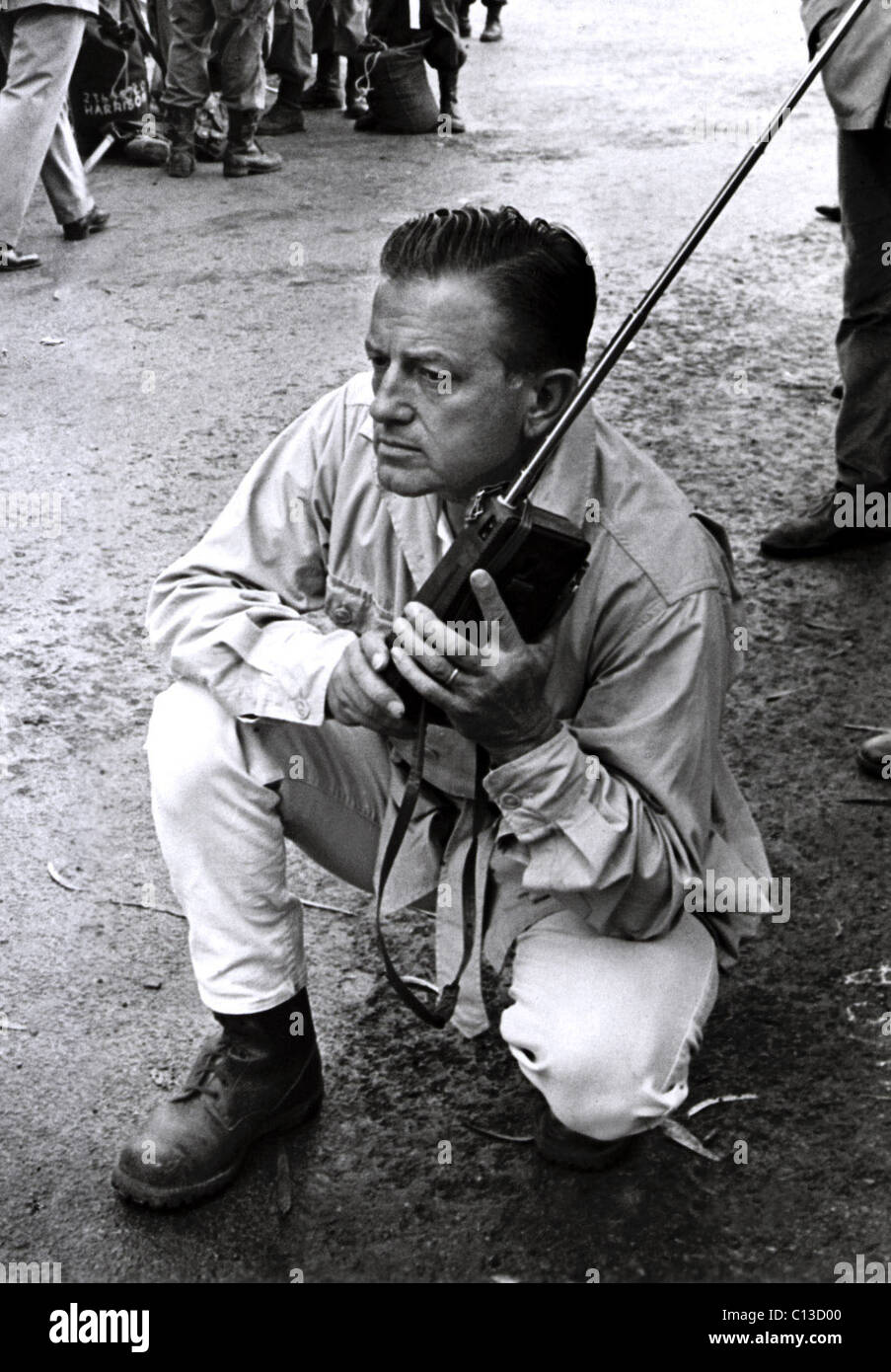ANZIO, Edward Dmytryk, directing on location, 1968. Stock Photo