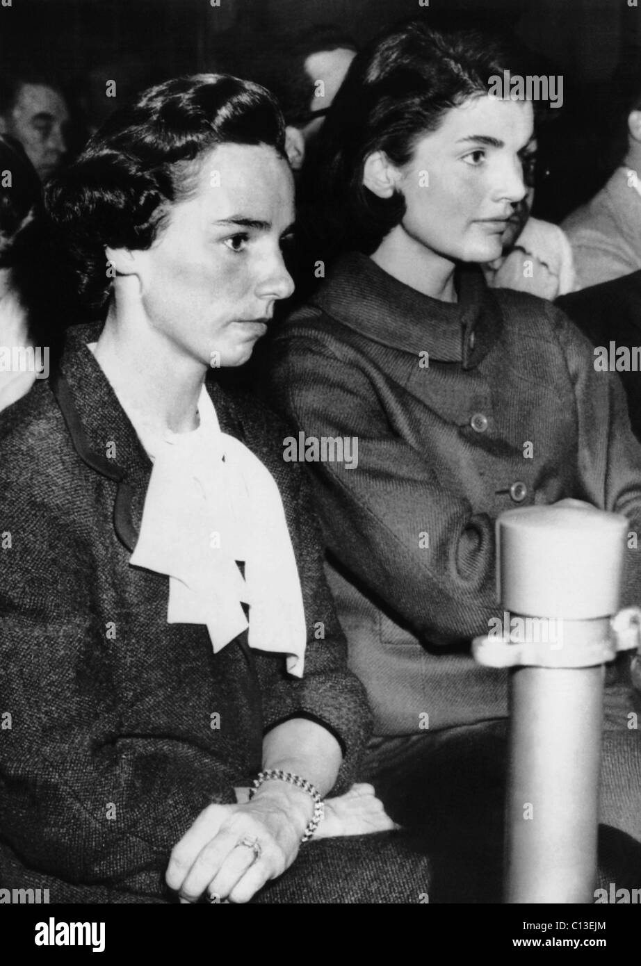 From left, Ethel Kennedy, Jacqueline Kennedy, at the Senate Labor Rackets Committee, Washington, D.C., March 5, 1957 Stock Photo