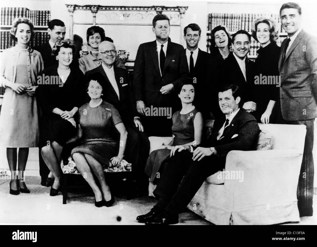 Kennedy family, November 1960, from left: Ethel, Steven Smith, Eunice, Jean, Joseph Sr., Rose, John, Robert, Jacqueline, Patricia, Sergent Shriver, Edward, Joan, Peter Lawford. Stock Photo