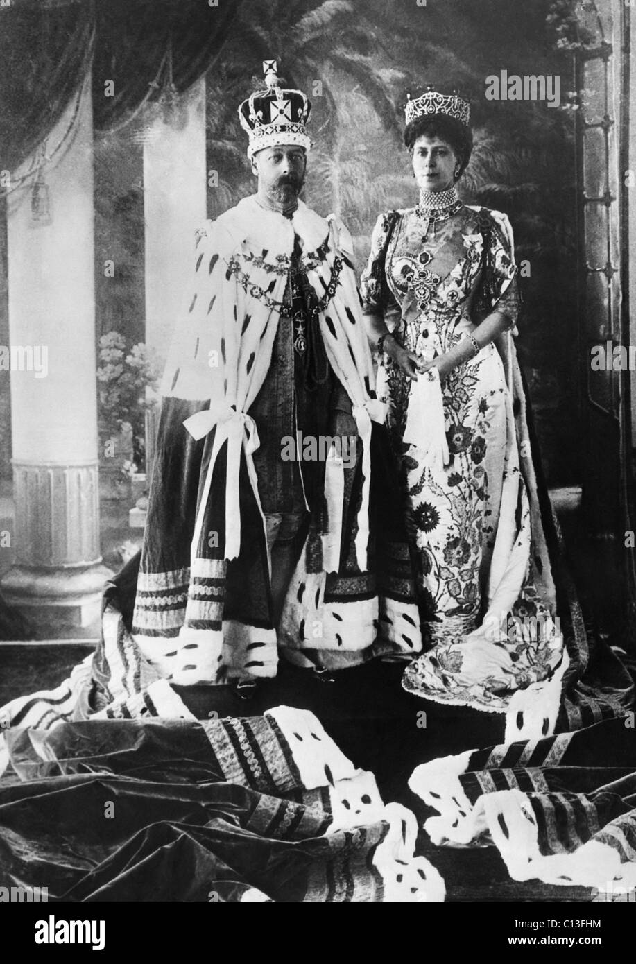 King george v coronation portrait Black and White Stock Photos & Images ...