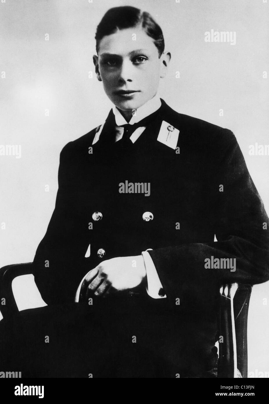 British Royalty. Prince George, Duke of York, (future King George VI of  England), as naval cadet, circa late 1900s Stock Photo - Alamy