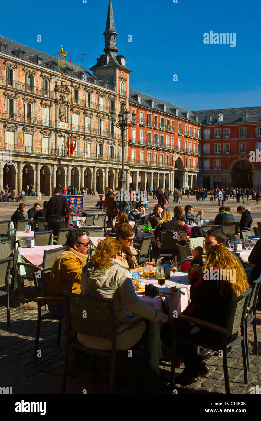 Plaza mayor madrid restaurant hi-res stock photography and images - Alamy