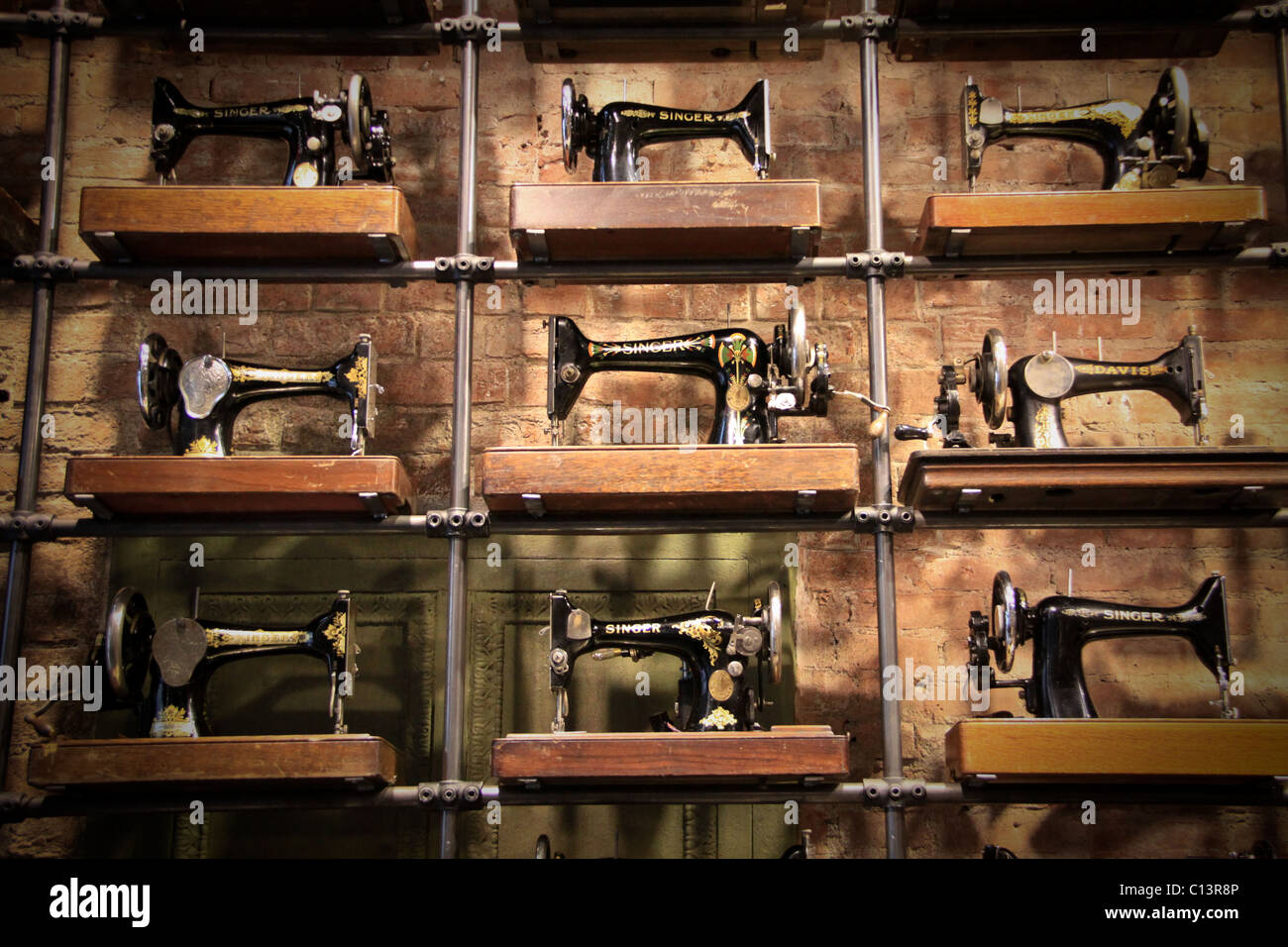 Sewing machines hires stock photography and images Alamy