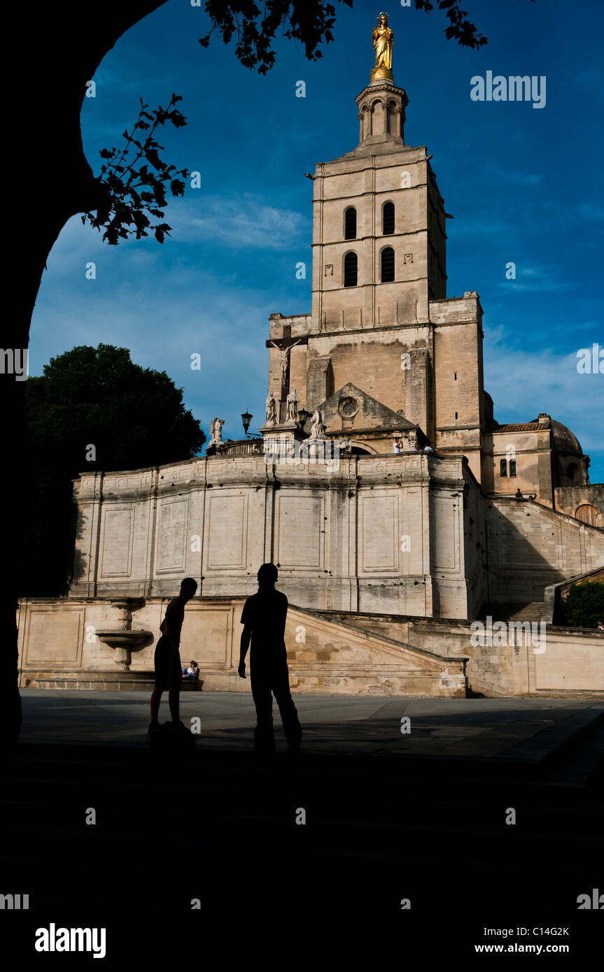 Hip-Hop dancers in front the Papal Palace in Avignon, South-Est of France. Stock Photo