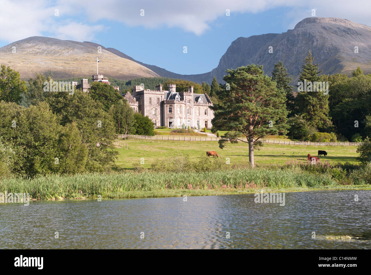 INVERLOCHY CASTLE FORT WILLIAM SCOTLAND UNITED KINGDOM Stock Photo Alamy