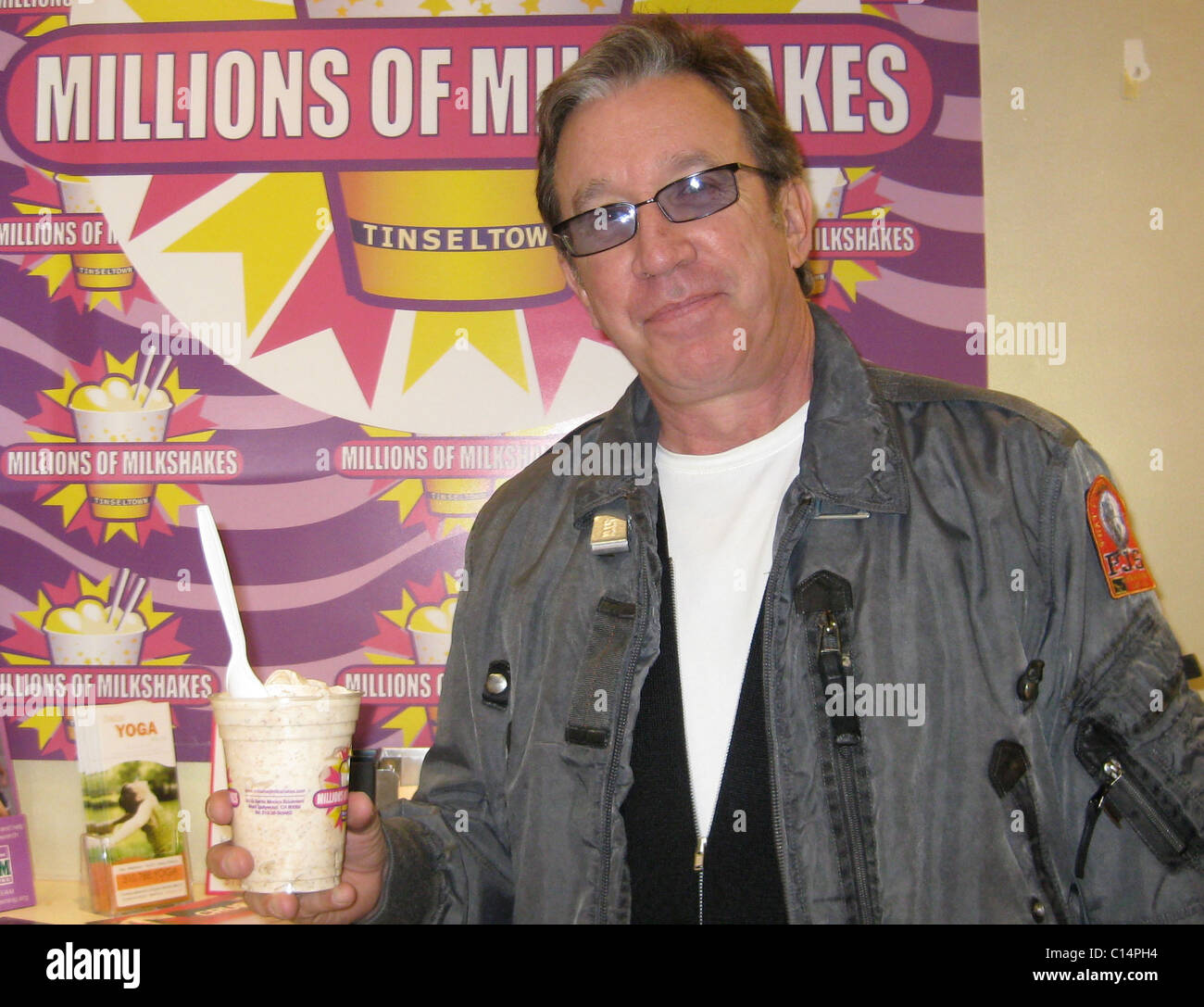 Tim Allen visits Millions of Milkshakes in West Hollywood Los Angeles, California - 28.01.09 Stock Photo