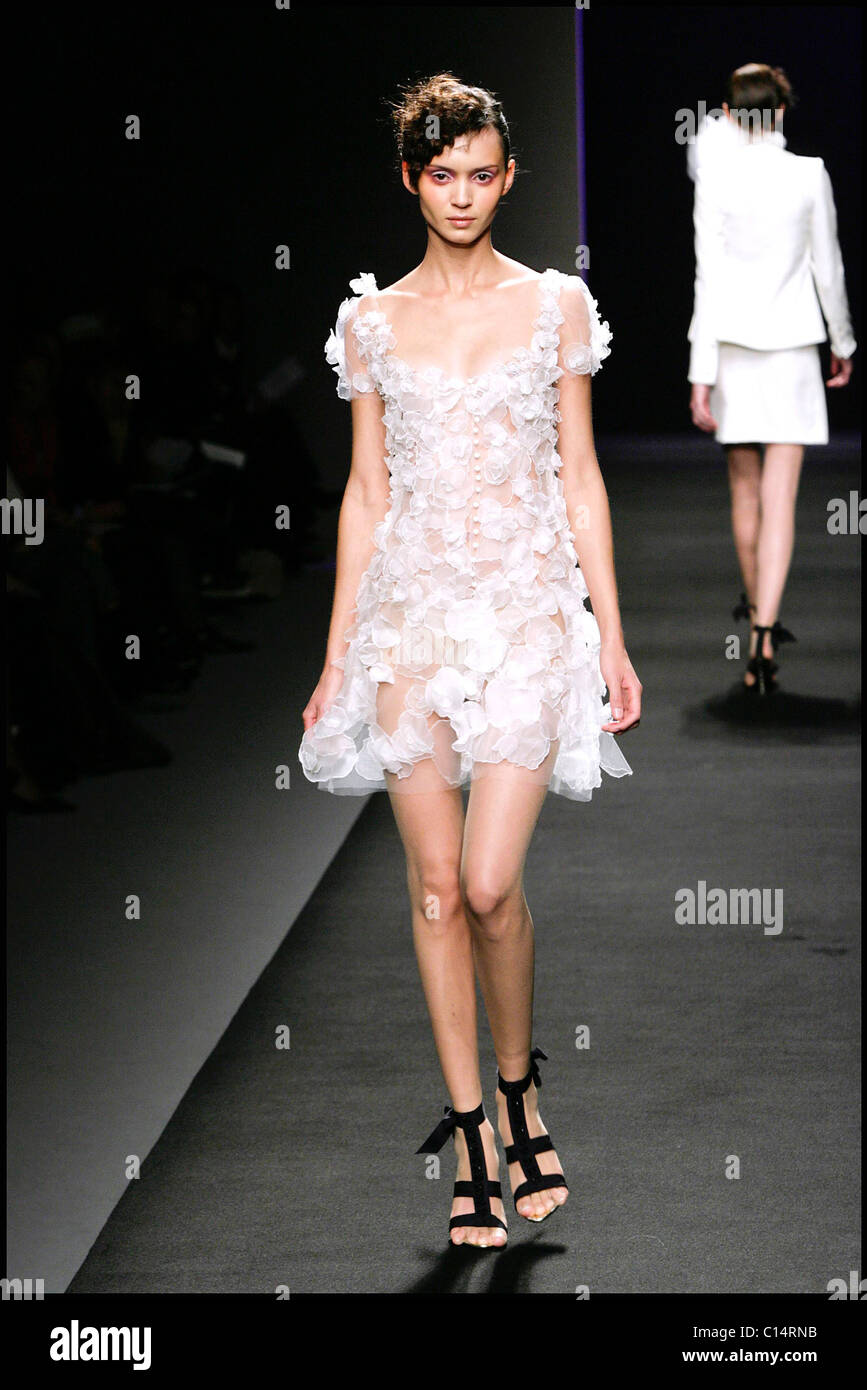 Model Paris Fashion Week - Spring/Summer 2009 - Christophe Josse ...