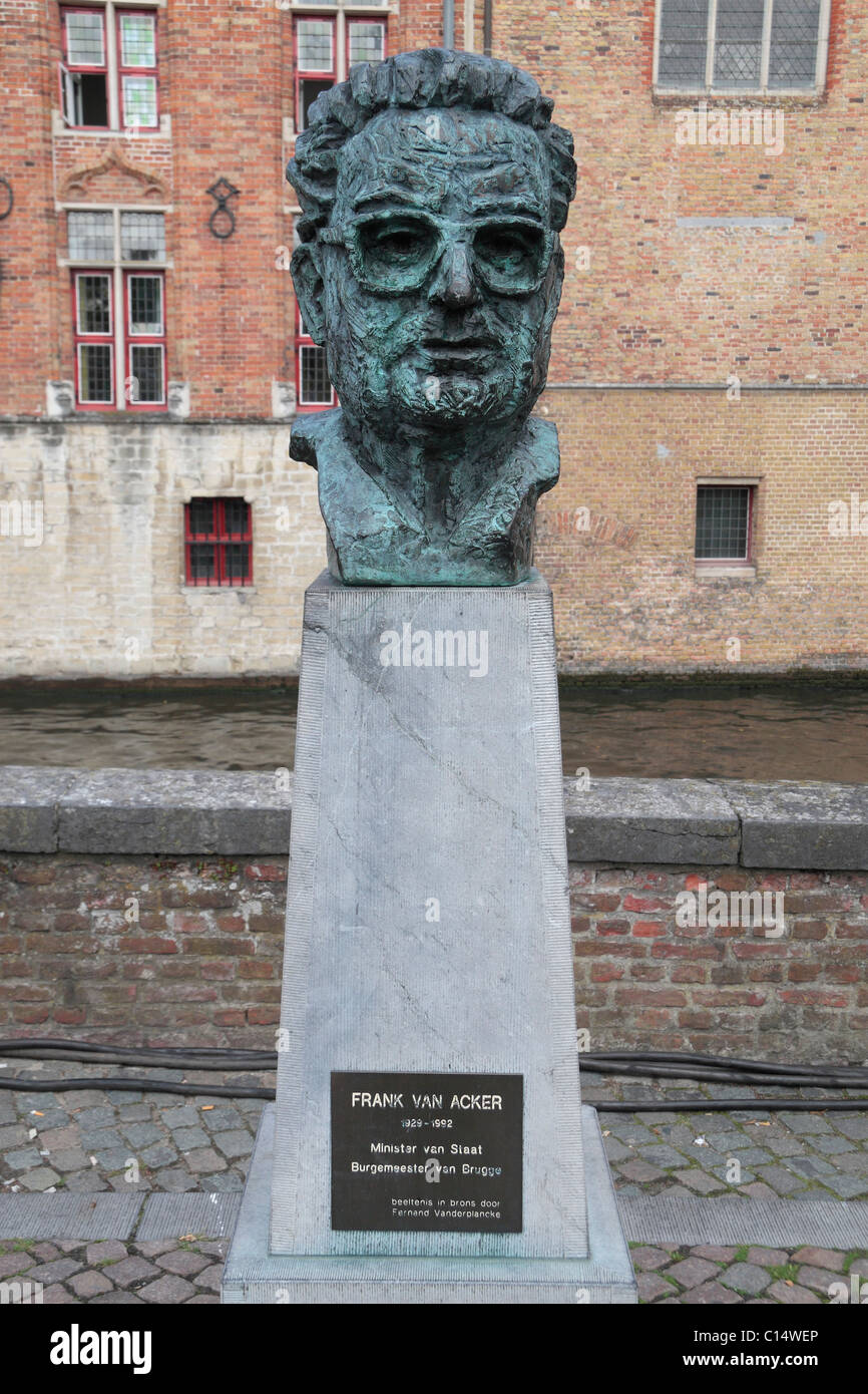 Bust of Frank van Acker, Minister van Staat Burgemeester van Brugge in Bruges (Brugge), Belgium Stock Photo