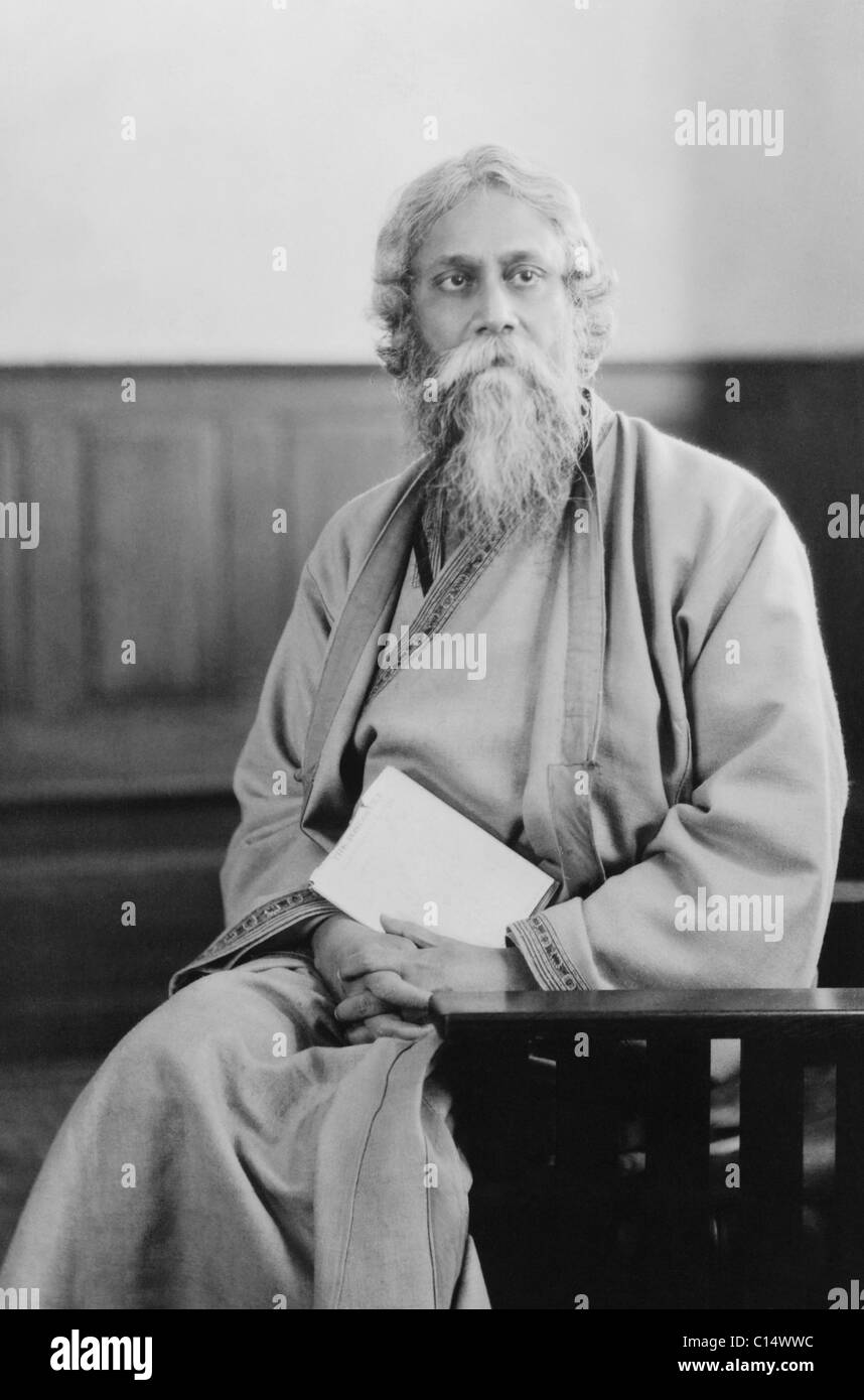 Vintage portrait photo of Bengali poet, novelist and musician Rabindranath Tagore (1861 - 1941) - winner of the Nobel Prize for Literature in 1913. Stock Photo