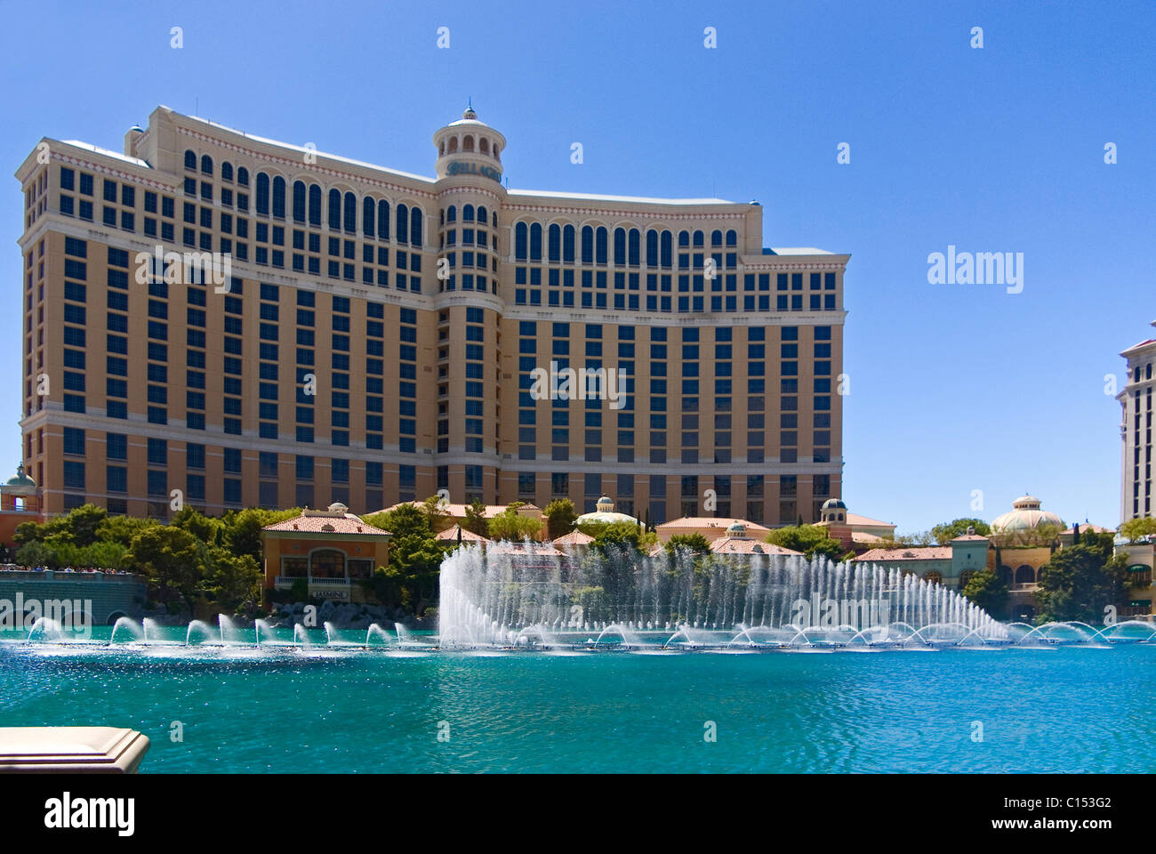 Dancing fountains at the Bellagio Stock Photo Alamy