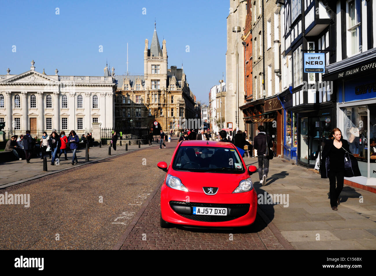 Street Scene in Kings Parade, looking towards The Senate House and Gonville and Caius College, Cambridge, England, UK Stock Photo