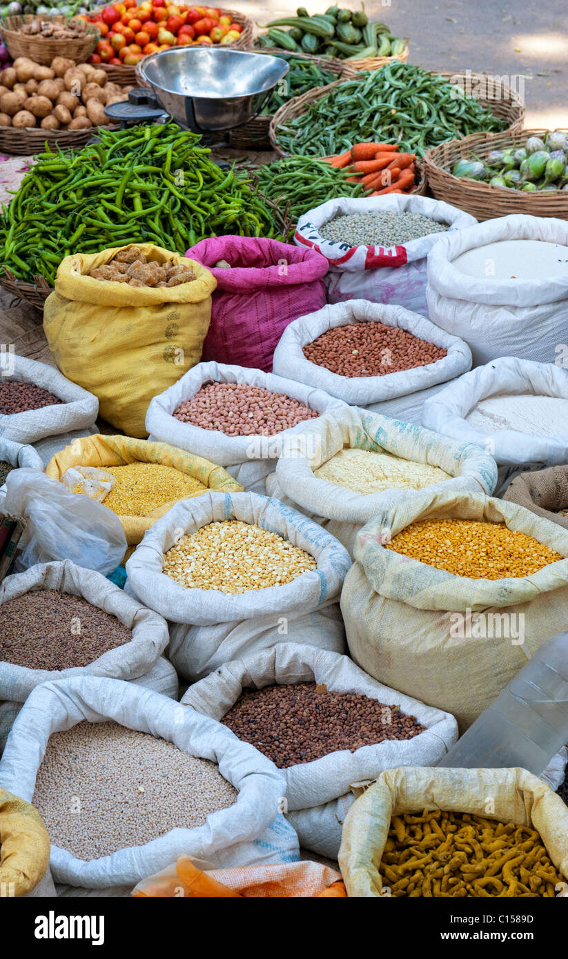 Indian vegetable street market with sacks of indian spices and dried produce, Andhra Pradesh, India Stock Photo