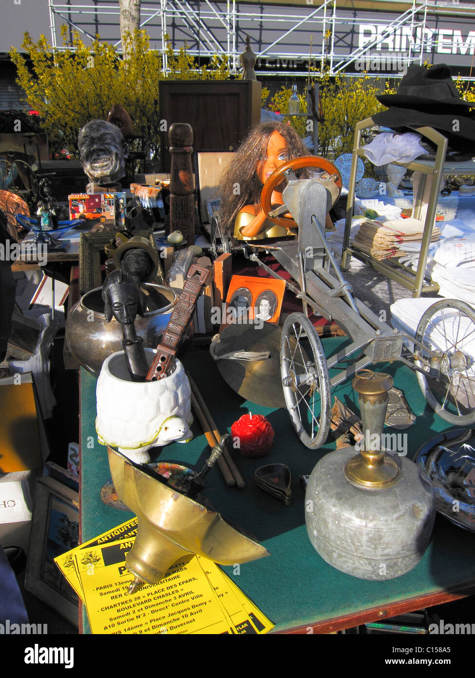 Knick Knacks Souvenir Stock Photos & Knick Knacks Souvenir Stock Images